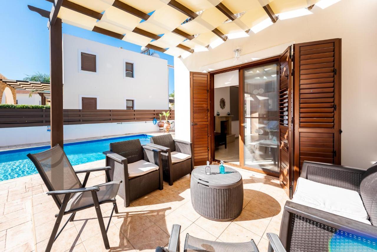 Villa Iris By Ezoria Villas Ayia Napa Eksteriør billede