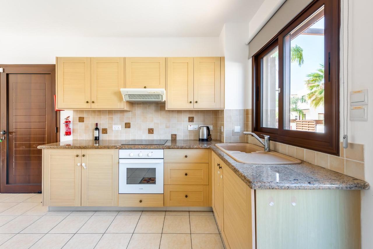 Villa Iris By Ezoria Villas Ayia Napa Eksteriør billede