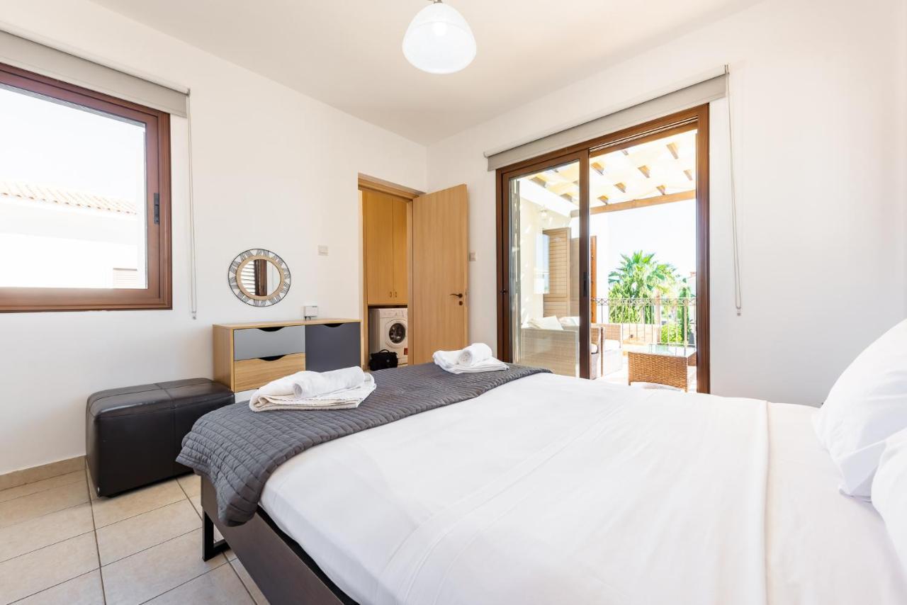 Villa Iris By Ezoria Villas Ayia Napa Eksteriør billede